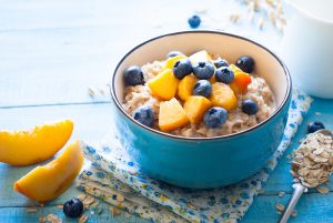 Oatmeal with Blueberry, Ginger and Peach (soya milk)