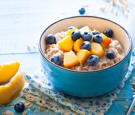Oatmeal with Blueberry, Ginger and Peach (soya milk)